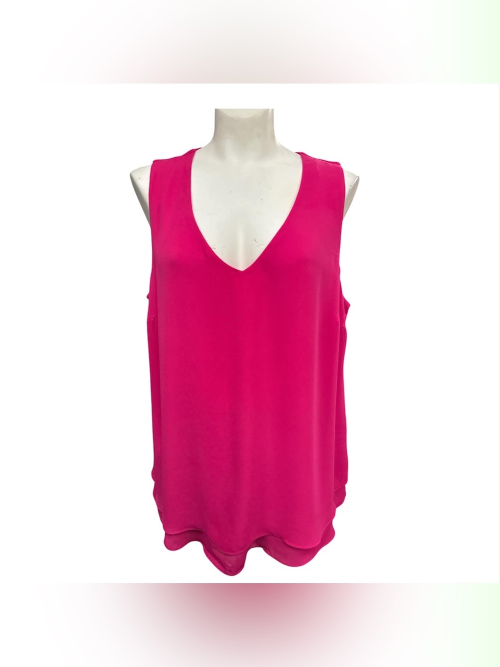 Laura NWT V-Neck Hot Pink Sleeveless Camisole Size L